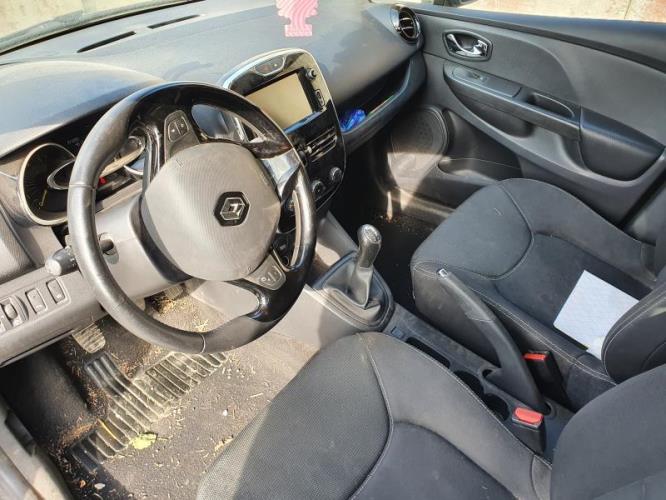 Image Feu arriere principal droit (feux) - RENAULT CLIO 4