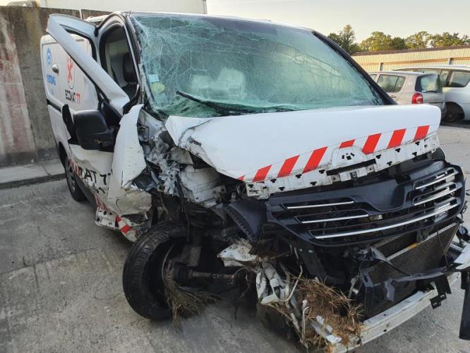 Image Crosse arriere droit - RENAULT TRAFIC 3 COURT