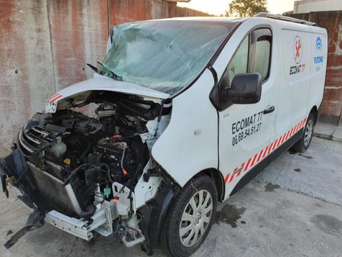 Image Crosse arriere droit - RENAULT TRAFIC 3 COURT