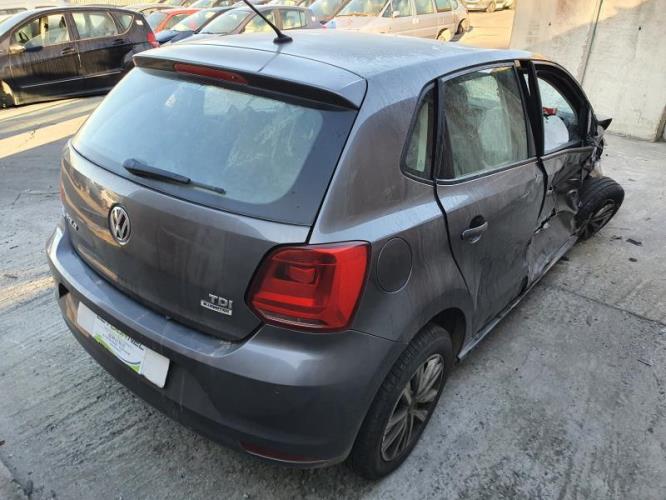 Image Feu arriere principal gauche (feux) - VOLKSWAGEN POLO 5