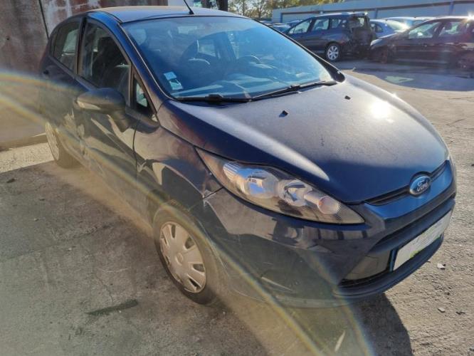 Image Feu arriere principal gauche (feux) - FORD FIESTA 6