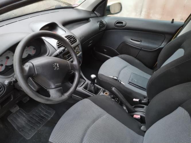 Image Pare choc avant - PEUGEOT 206