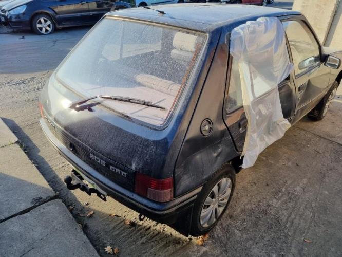 Image Retroviseur gauche - PEUGEOT 205