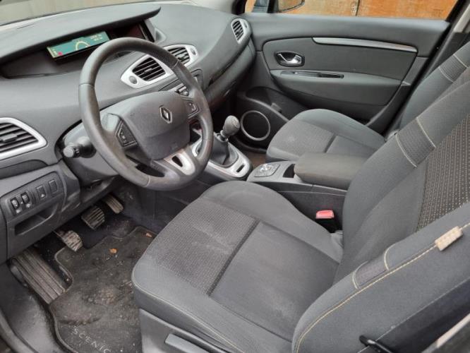 Image Feu arriere principal gauche (feux) - RENAULT SCENIC 3