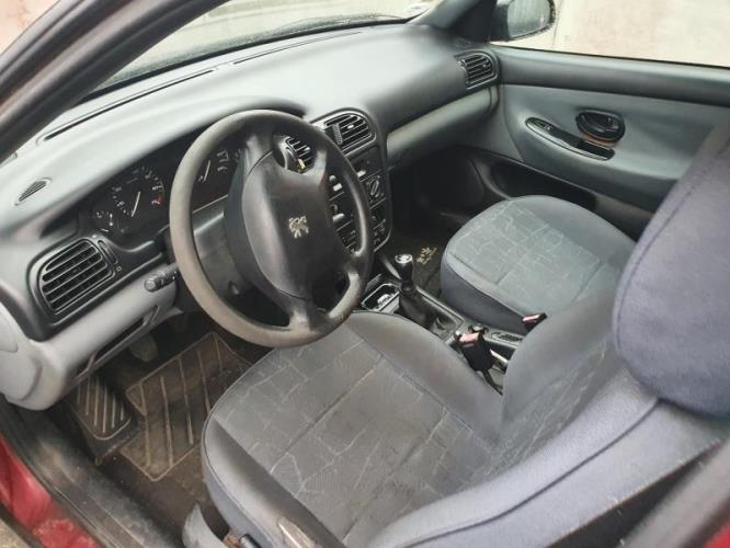 Image Feu arriere principal gauche (feux) - PEUGEOT 406