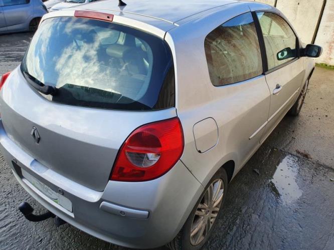Image Feu arriere principal droit (feux) - RENAULT CLIO 3