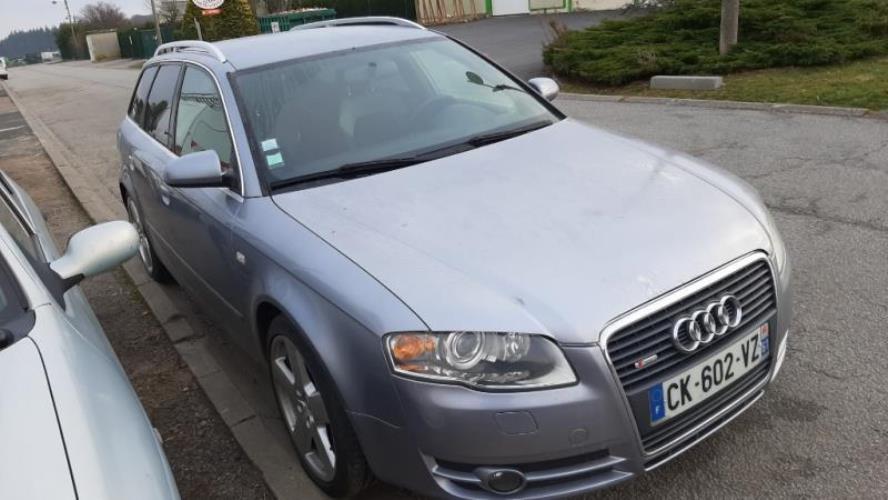 Image Feu arriere principal droit (feux) - AUDI A4 2