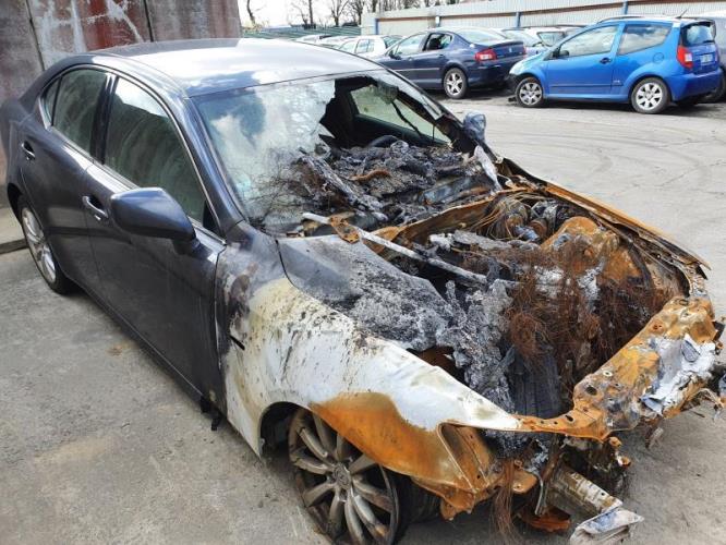 Image Feu arriere secondaire droit (feux) - LEXUS IS 2