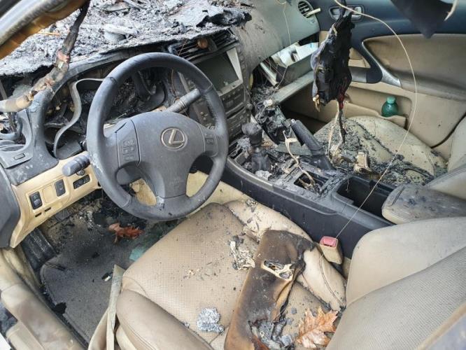 Image Feu arriere secondaire droit (feux) - LEXUS IS 2