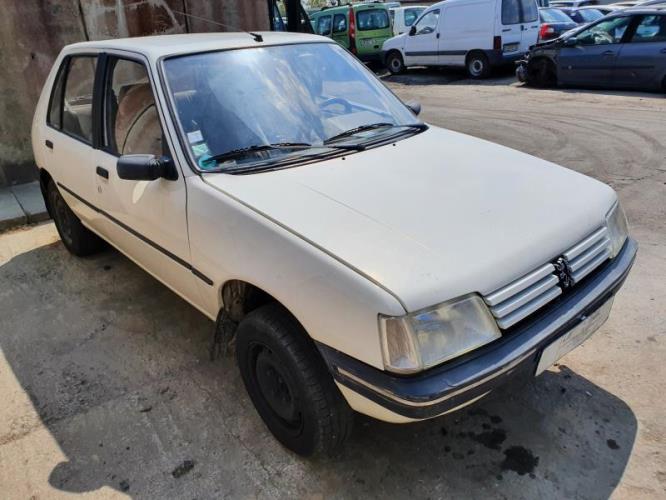 Image Retroviseur droit - PEUGEOT 205