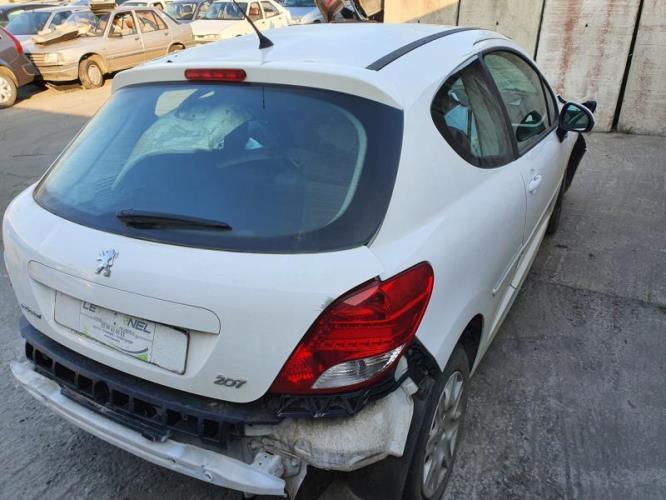 Image Feu arriere principal droit (feux) - PEUGEOT 207