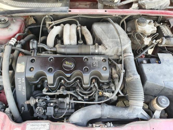 Image Feu arriere principal gauche (feux) - PEUGEOT 106