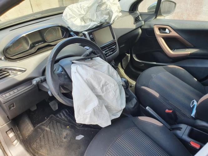 Image Autoradio d'origine - PEUGEOT 208 1