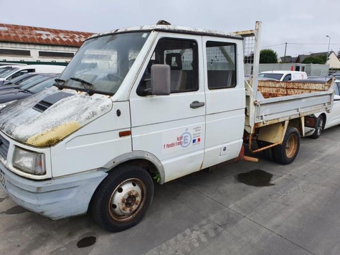 Image Optique avant principal droit (feux)(phare) - IVECO DAILY 2