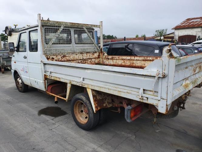 Image Optique avant principal droit (feux)(phare) - IVECO DAILY 2
