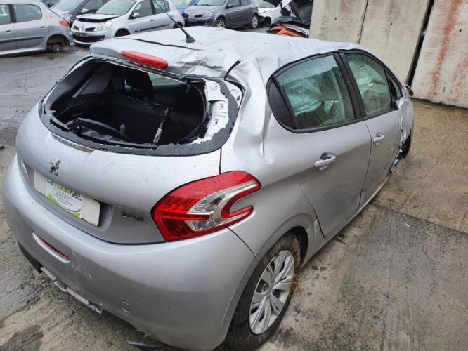 Image Moteur - PEUGEOT 208 1