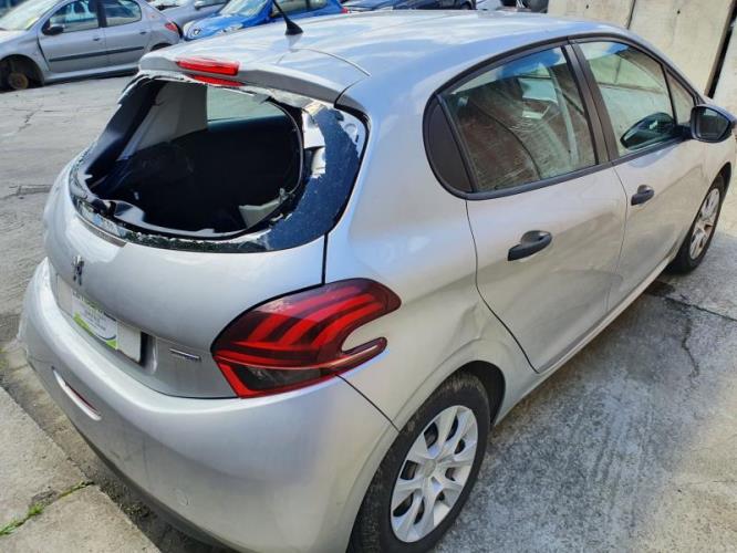 Image Boitier BSI - PEUGEOT 208 1
