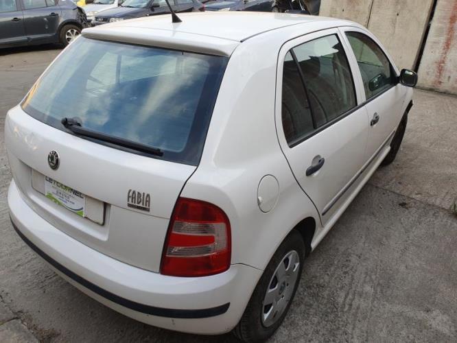 Image Feu arriere principal gauche (feux) - SKODA FABIA 1