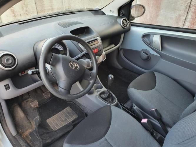 Image Feu arriere principal gauche (feux) - TOYOTA AYGO 1