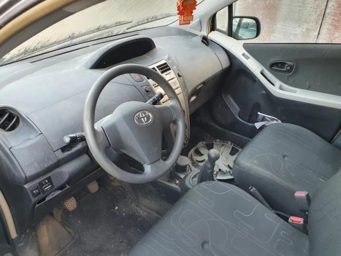 Image Boite de vitesses - TOYOTA YARIS 2