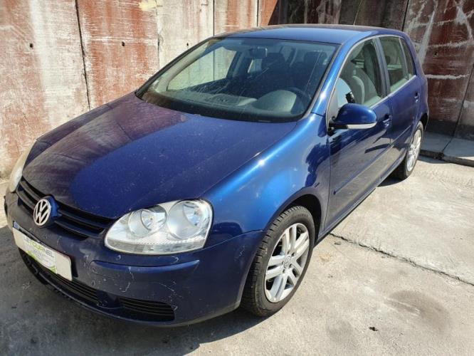 Image Feu arriere secondaire droit (feux) - VOLKSWAGEN GOLF 5