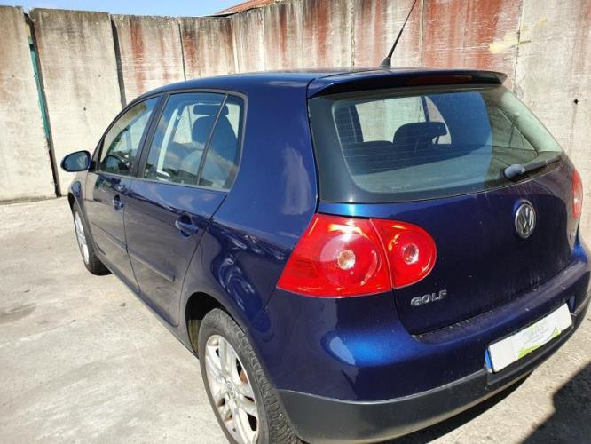 Image Feu arriere secondaire droit (feux) - VOLKSWAGEN GOLF 5