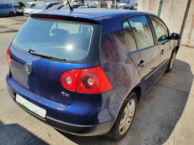 Image Feu arriere secondaire droit (feux) - VOLKSWAGEN GOLF 5