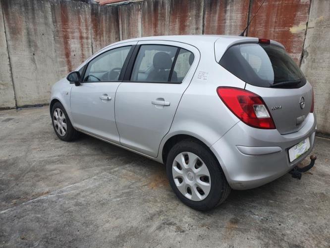 Image Feu arriere principal gauche (feux) - OPEL CORSA D