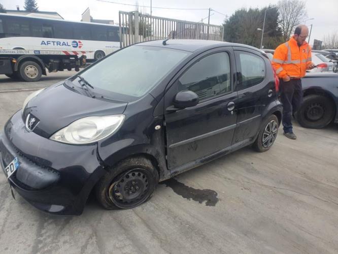 Image Renfort pare choc arriere (traverse) - PEUGEOT 107