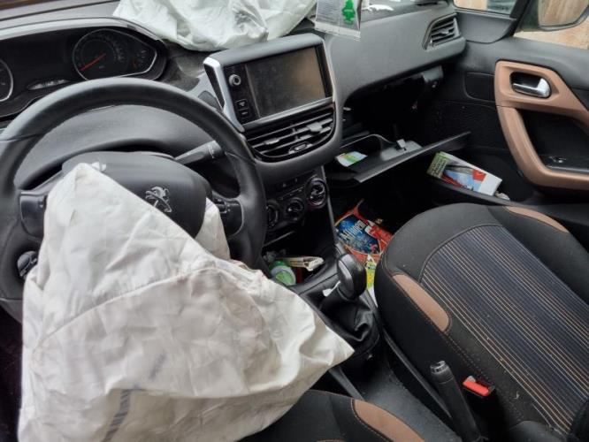 Image Boite de vitesses - PEUGEOT 208 1