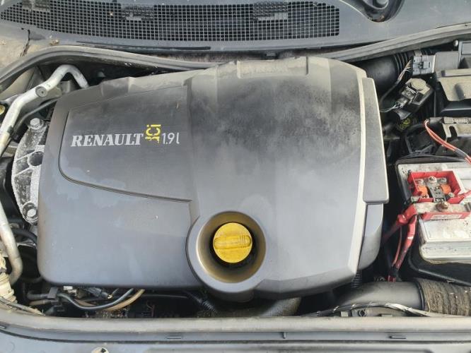 Image Feu arriere principal gauche (feux) - RENAULT MEGANE 2