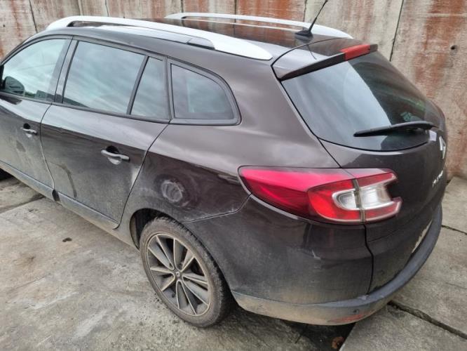 Image Aile avant droit - RENAULT MEGANE 3