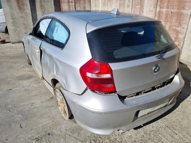 Image Feu arriere principal droit (feux) - BMW SERIE 1 E81