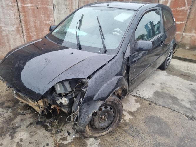 Image Feu arriere principal gauche (feux) - FORD FIESTA 5