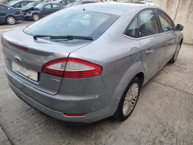 Image Renfort pare choc avant (traverse) - FORD MONDEO 3