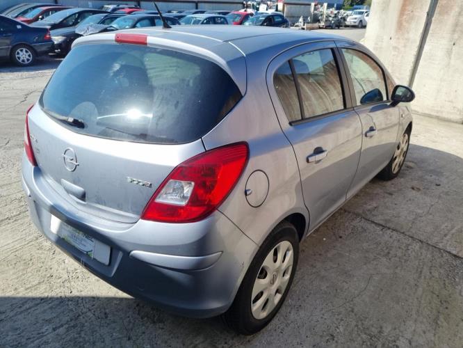Image Feu arriere principal gauche (feux) - OPEL CORSA D