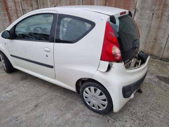 Image Capot - PEUGEOT 107