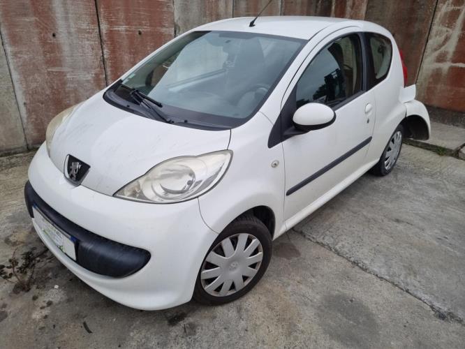 Image Capot - PEUGEOT 107