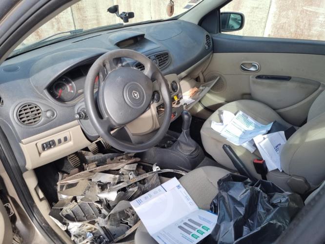 Image Feu arriere principal gauche (feux) - RENAULT CLIO 3