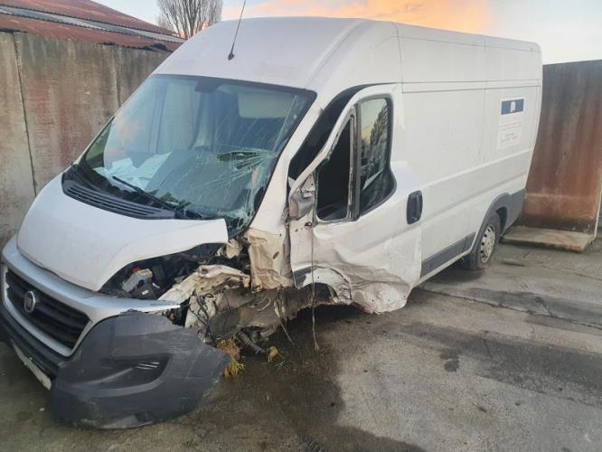 Image Interrupteur de leve vitre avant droit - FIAT DUCATO 3