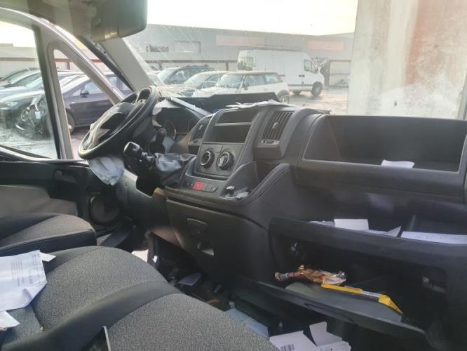 Image Interrupteur de leve vitre avant droit - FIAT DUCATO 3