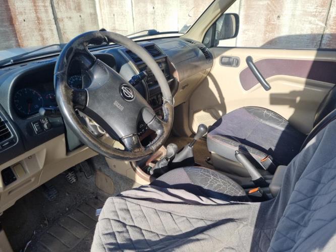 Image Porte avant droit - NISSAN TERRANO 2