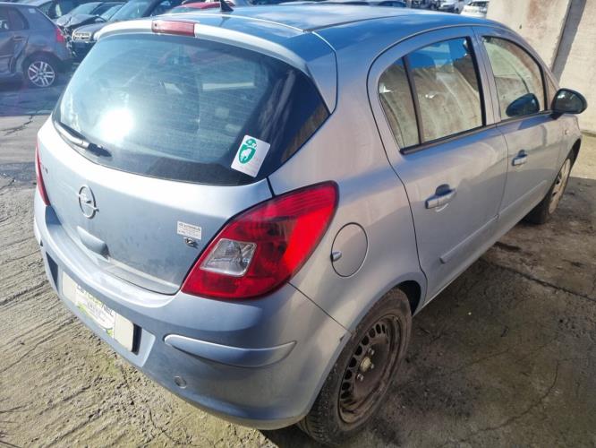 Image Feu arriere principal droit (feux) - OPEL CORSA D