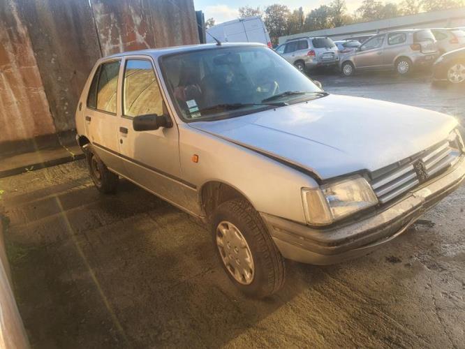 Image Retroviseur droit - PEUGEOT 205