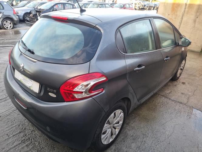 Image Moteur - PEUGEOT 208 1