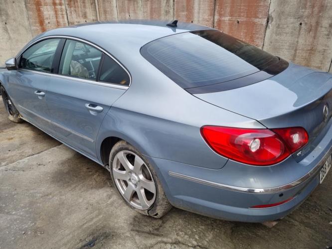 Image Pare choc arriere - VOLKSWAGEN PASSAT 5