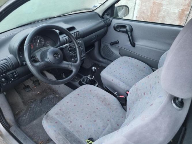 Image Feu arriere principal gauche (feux) - OPEL CORSA B
