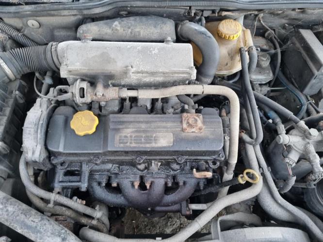 Image Feu arriere principal gauche (feux) - OPEL CORSA B