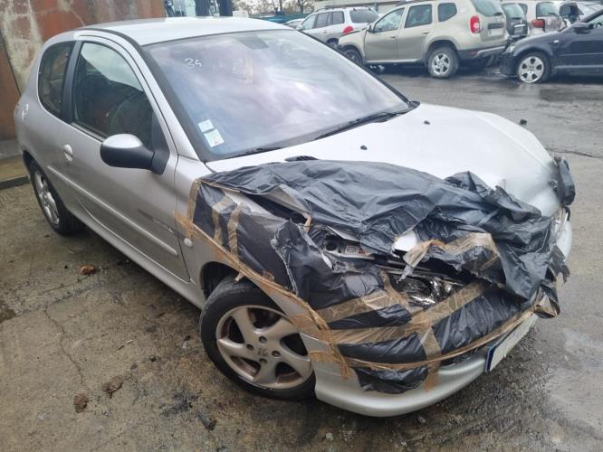 Image Feu arriere principal gauche (feux) - PEUGEOT 206