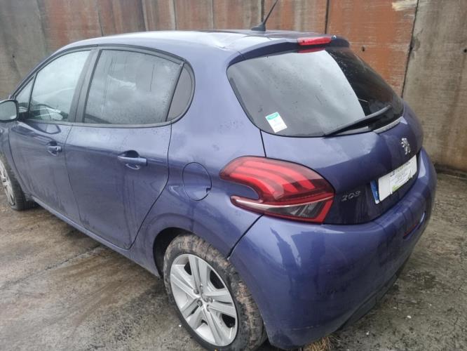 Image Interrupteur de leve vitre avant droit - PEUGEOT 208 1
